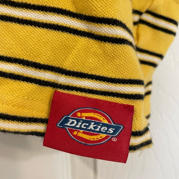 Dickies yellow striped crop top💛 - Picture 3 of 4